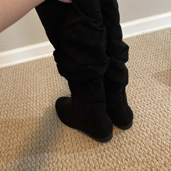 NWT SO Brand black suede material knee high boots size 10 wide calf - Picture 4 of 4